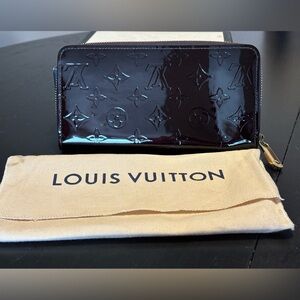 LV wallet
